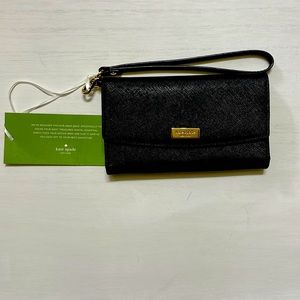 Kate Spade Saffiano Apple Wristlet Wallet